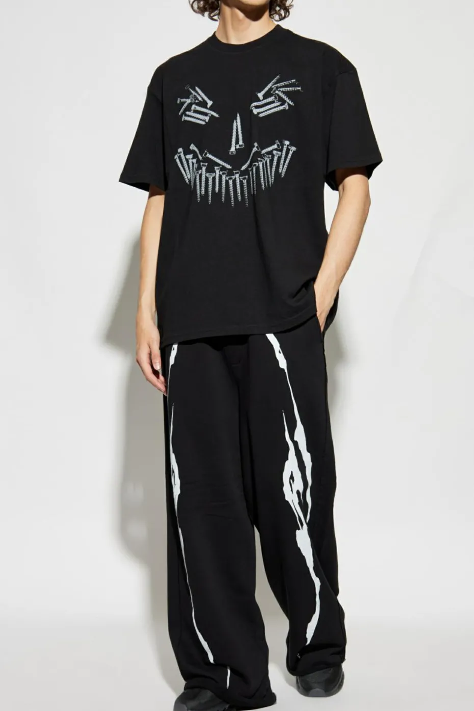 44 Label Group BLACK T-shirt with logo