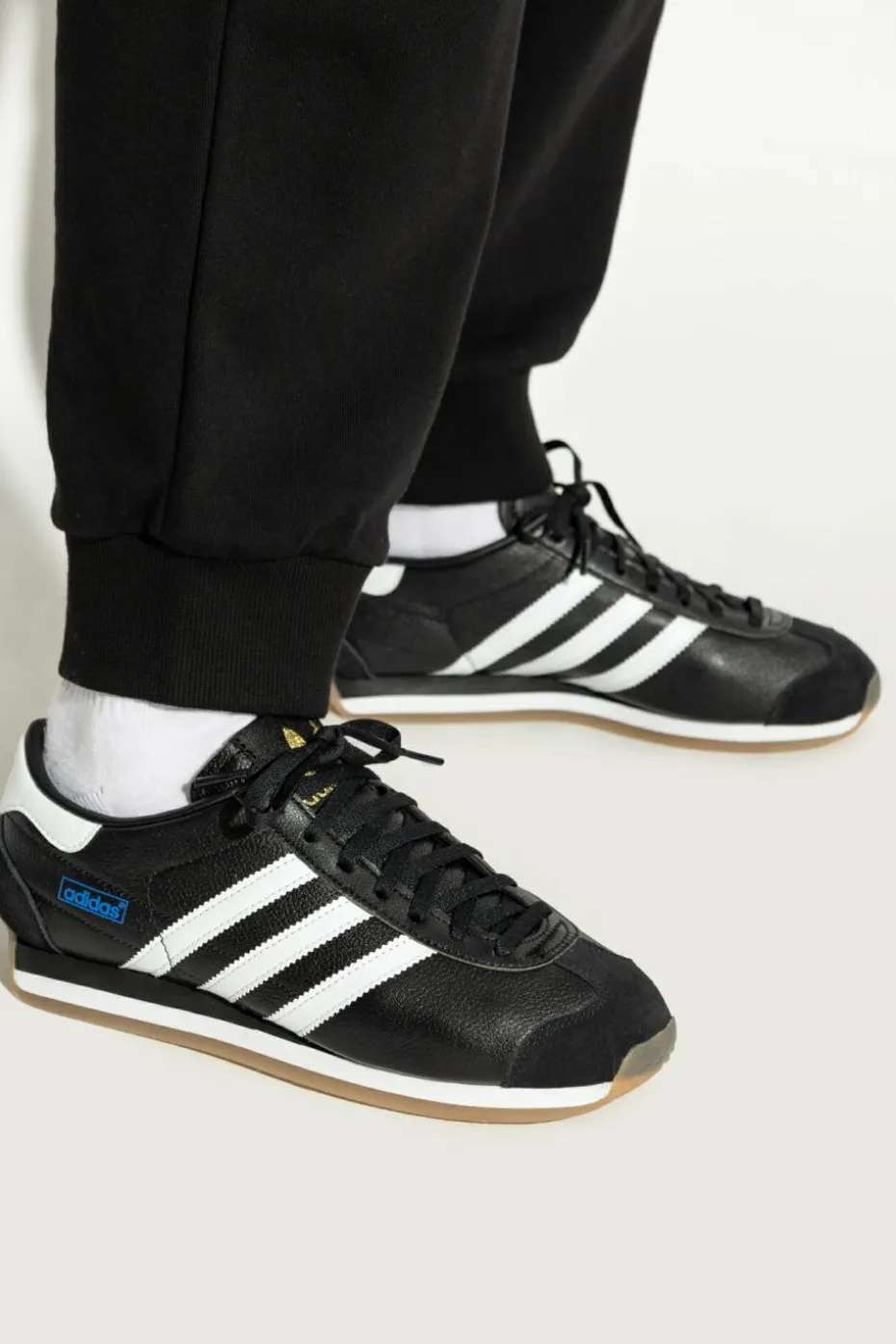 ADIDAS Originals BLACK Sneakers Country Japan