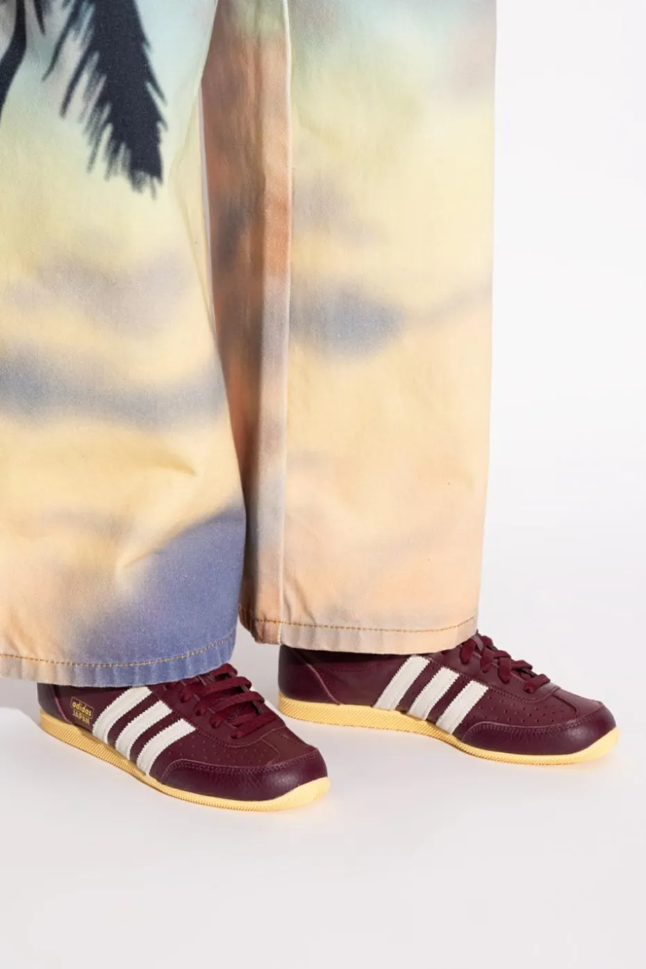 ADIDAS Originals BURGUNDY Sports shoes `Japan Decon W`