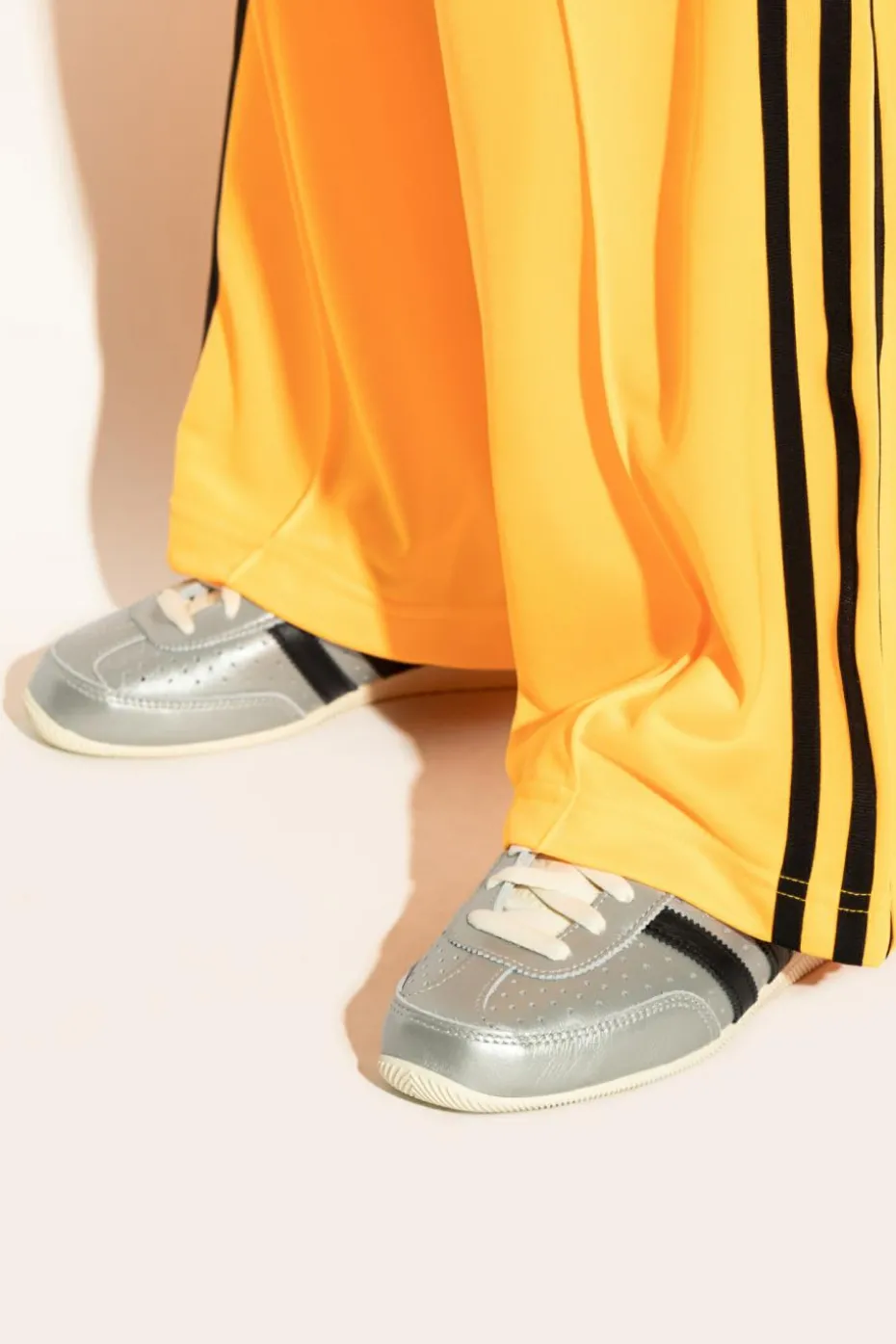 ADIDAS Originals SILVER Sports shoes "JAPAN W"