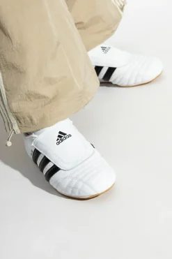 ADIDAS Originals WHITE Sports shoes Taekwondo