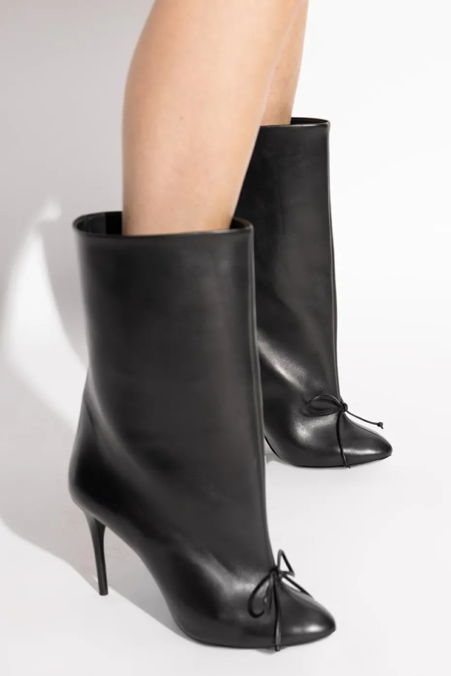 Alaïa BLACK Leather ankle boots