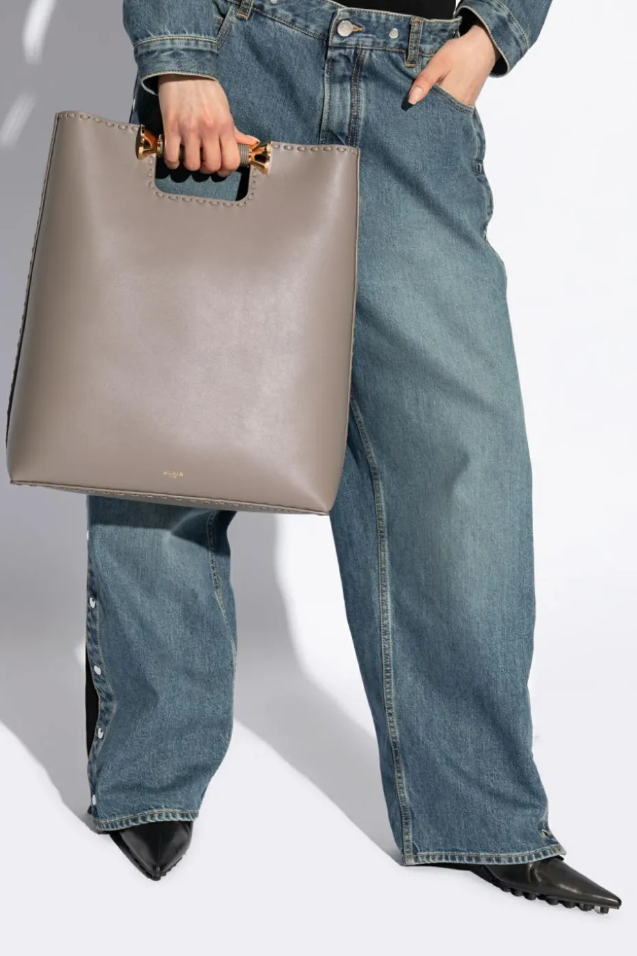 Alaïa GREY Bag Bobine shopper style