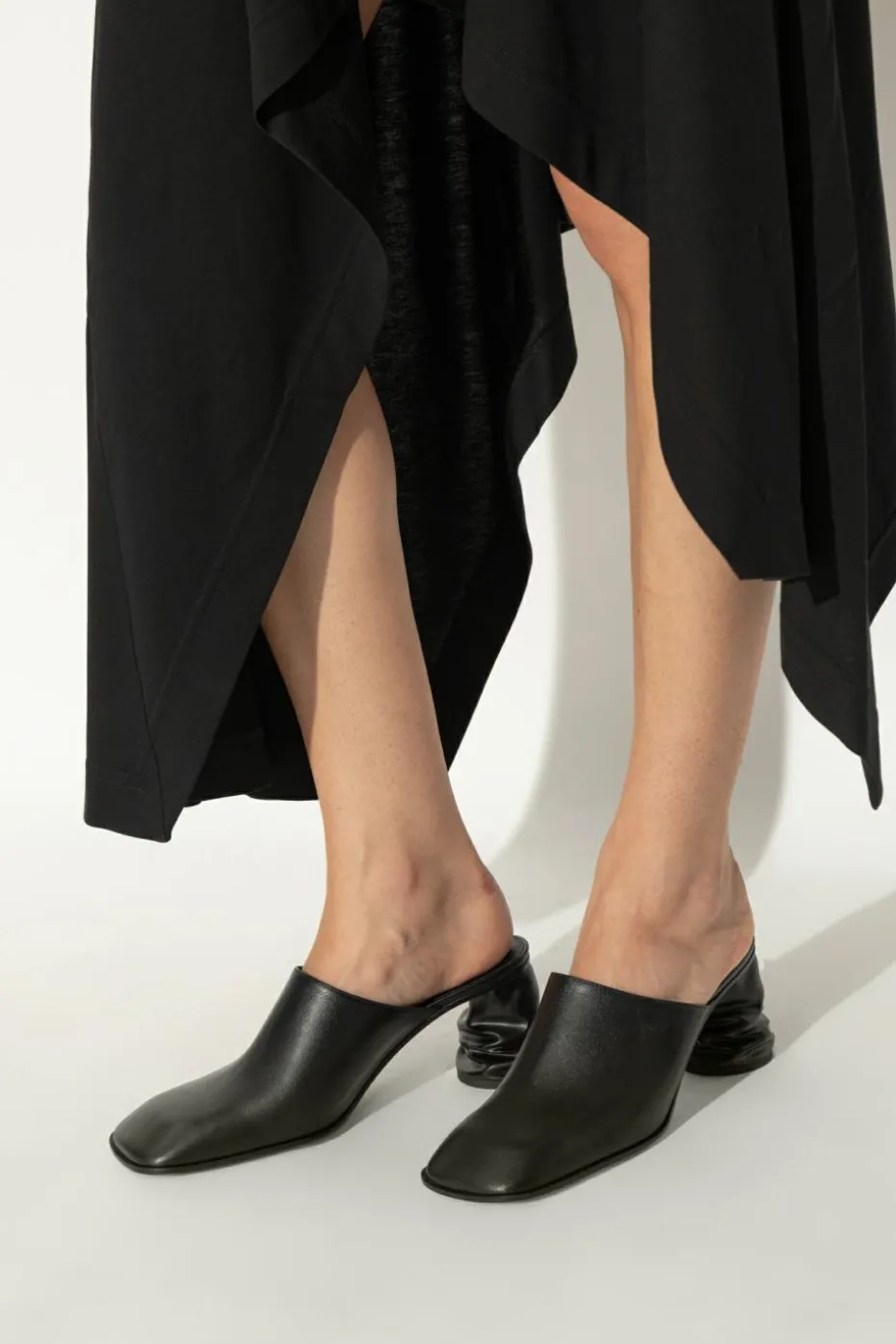 Alexander McQueen BLACK Leather heeled mules