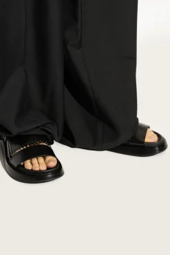 Alexander McQueen BLACK Leather shoes