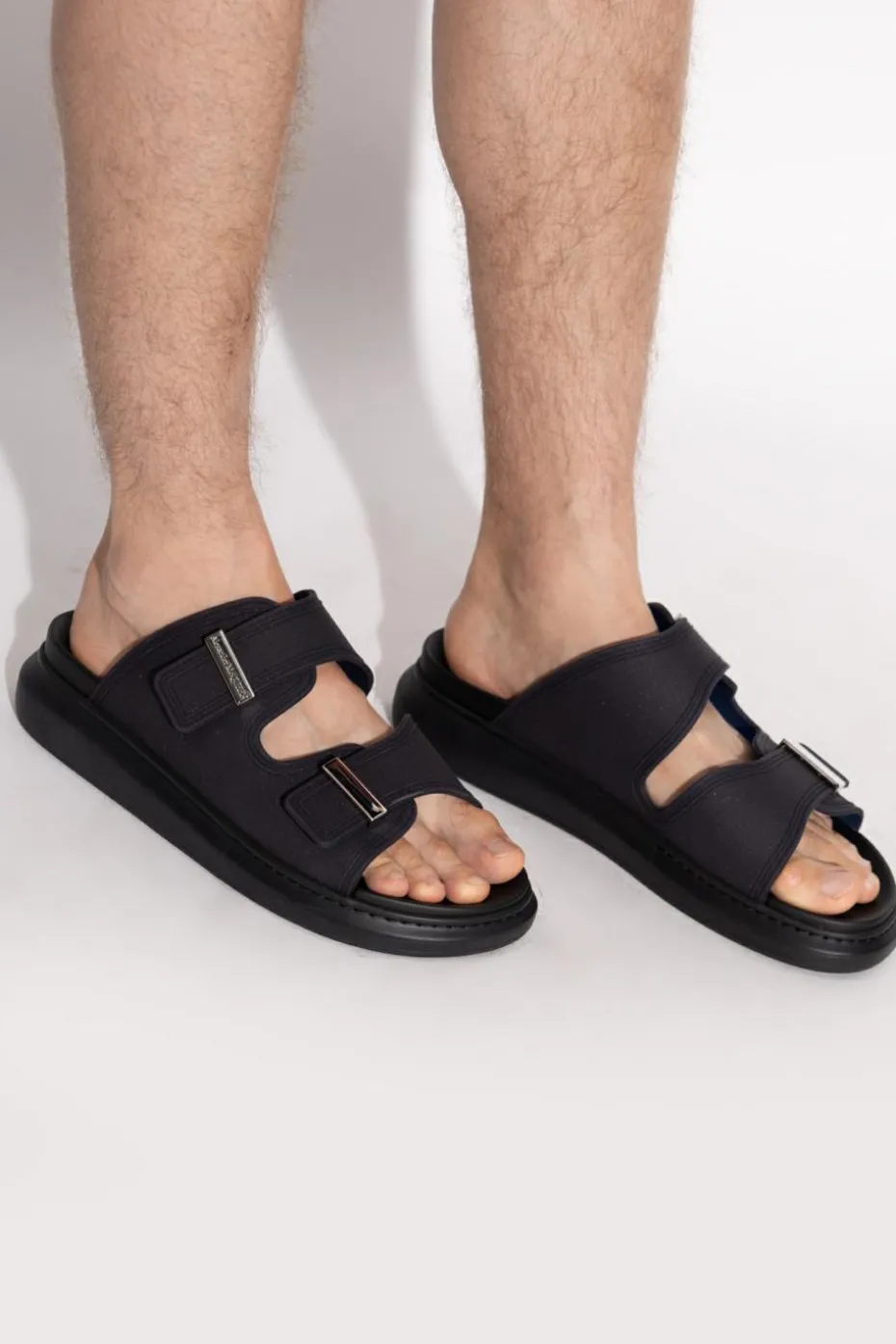 Alexander McQueen BLACK Rubber flip-flops
