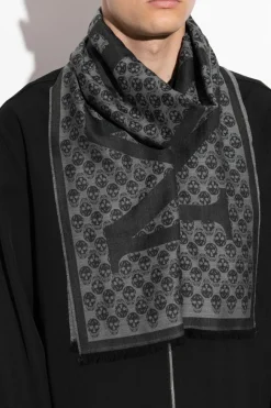 Alexander McQueen BLACK Scarf with a distinctive skull motif