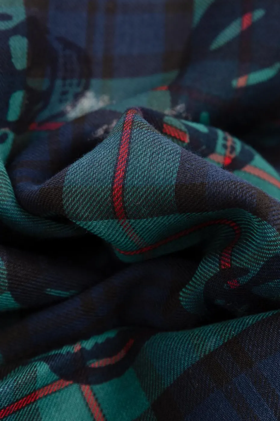 Alexander McQueen NAVY BLUE Scarf with a distinctive skull motif