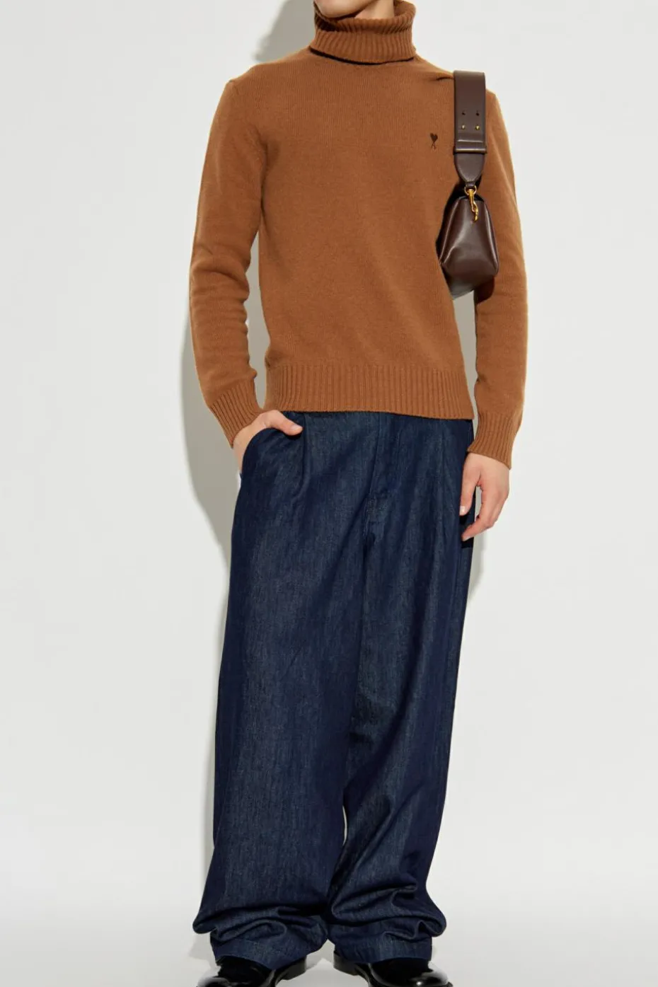 Ami Alexandre Mattiussi BROWN Golf with logo