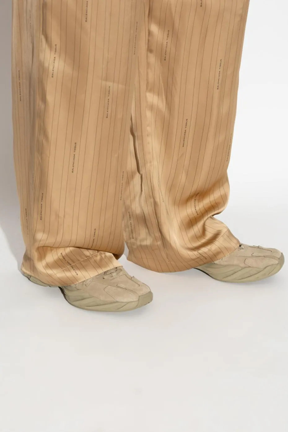 Balenciaga beige Sports shoes "Monday"