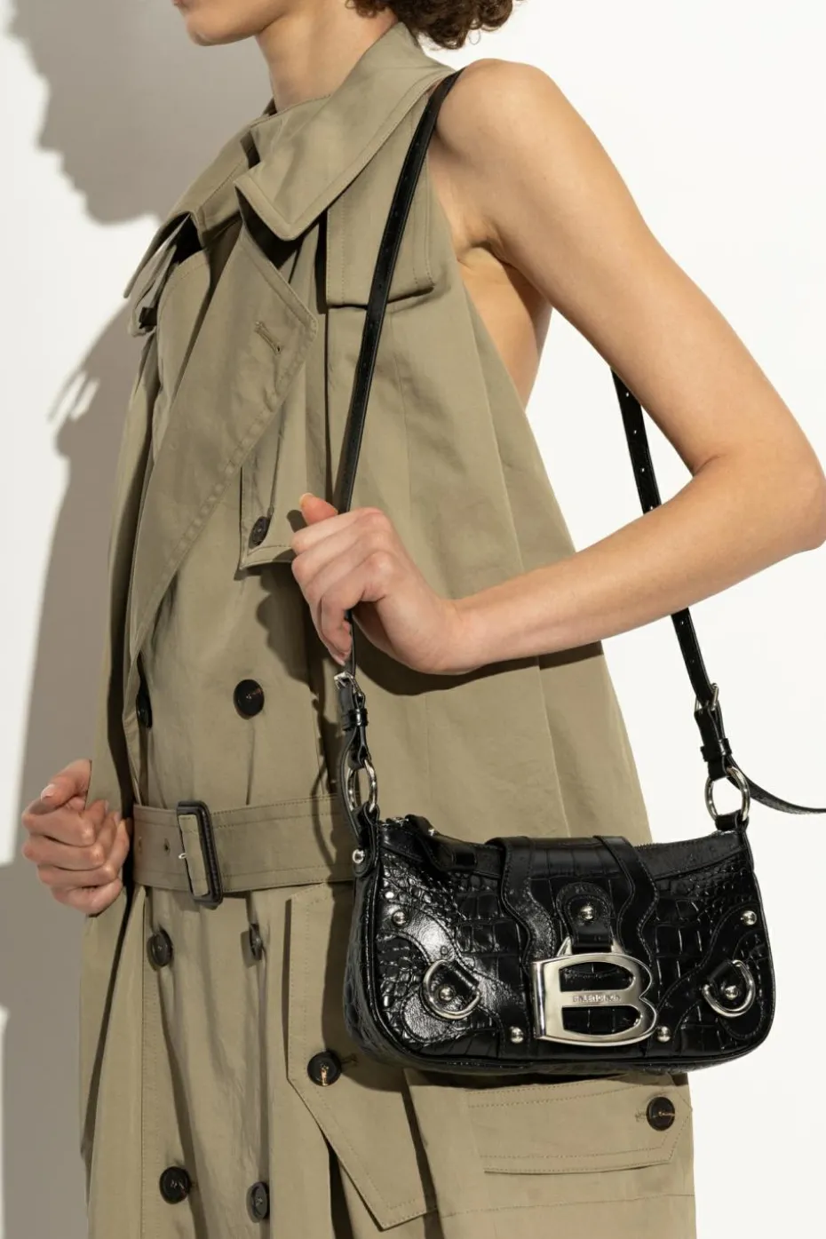 Balenciaga BLACK Shoulder Bag Essex Small