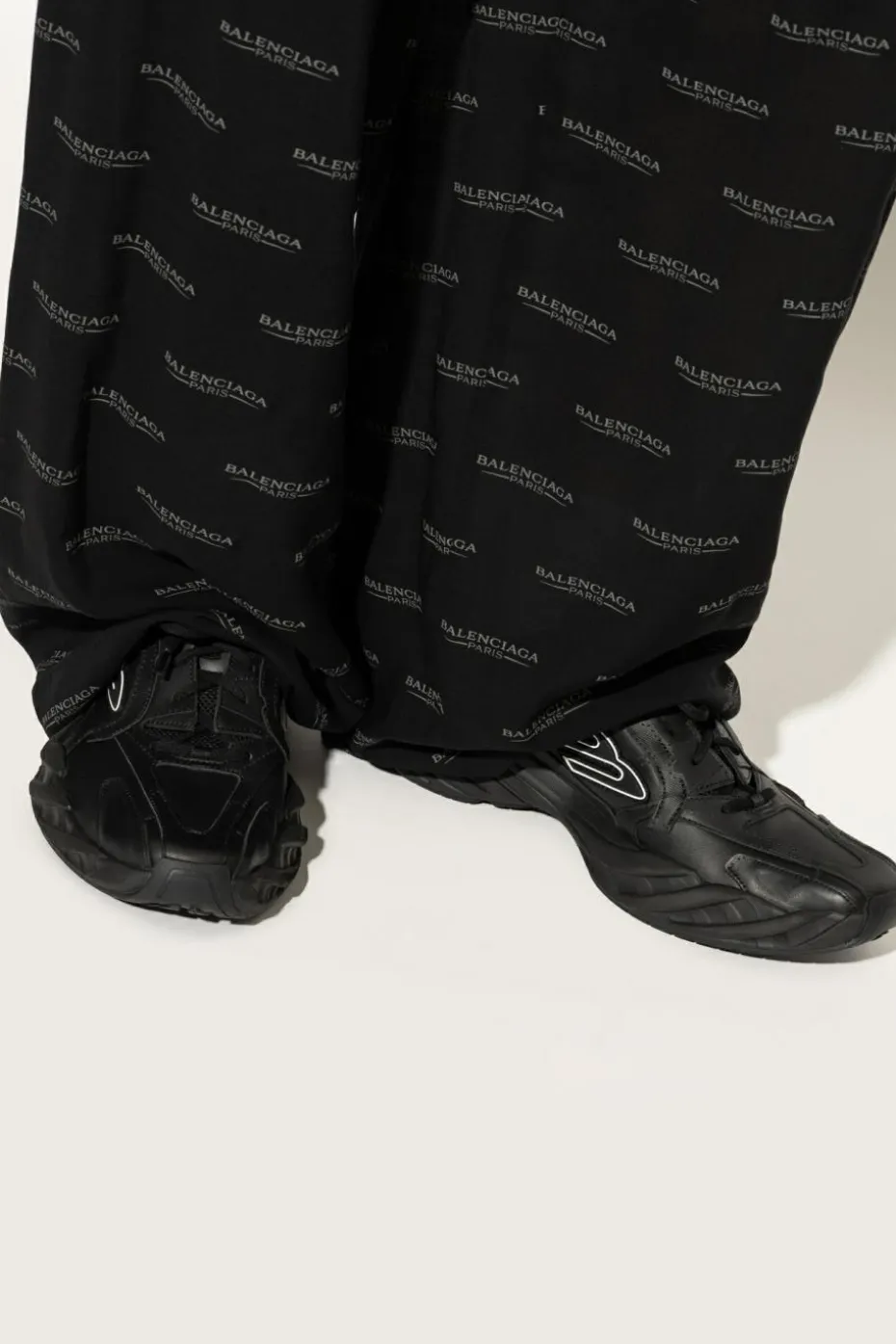 Balenciaga BLACK Sneakers MONDAY