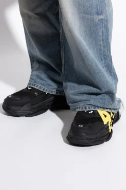 Balenciaga BLACK Triple S sneakers