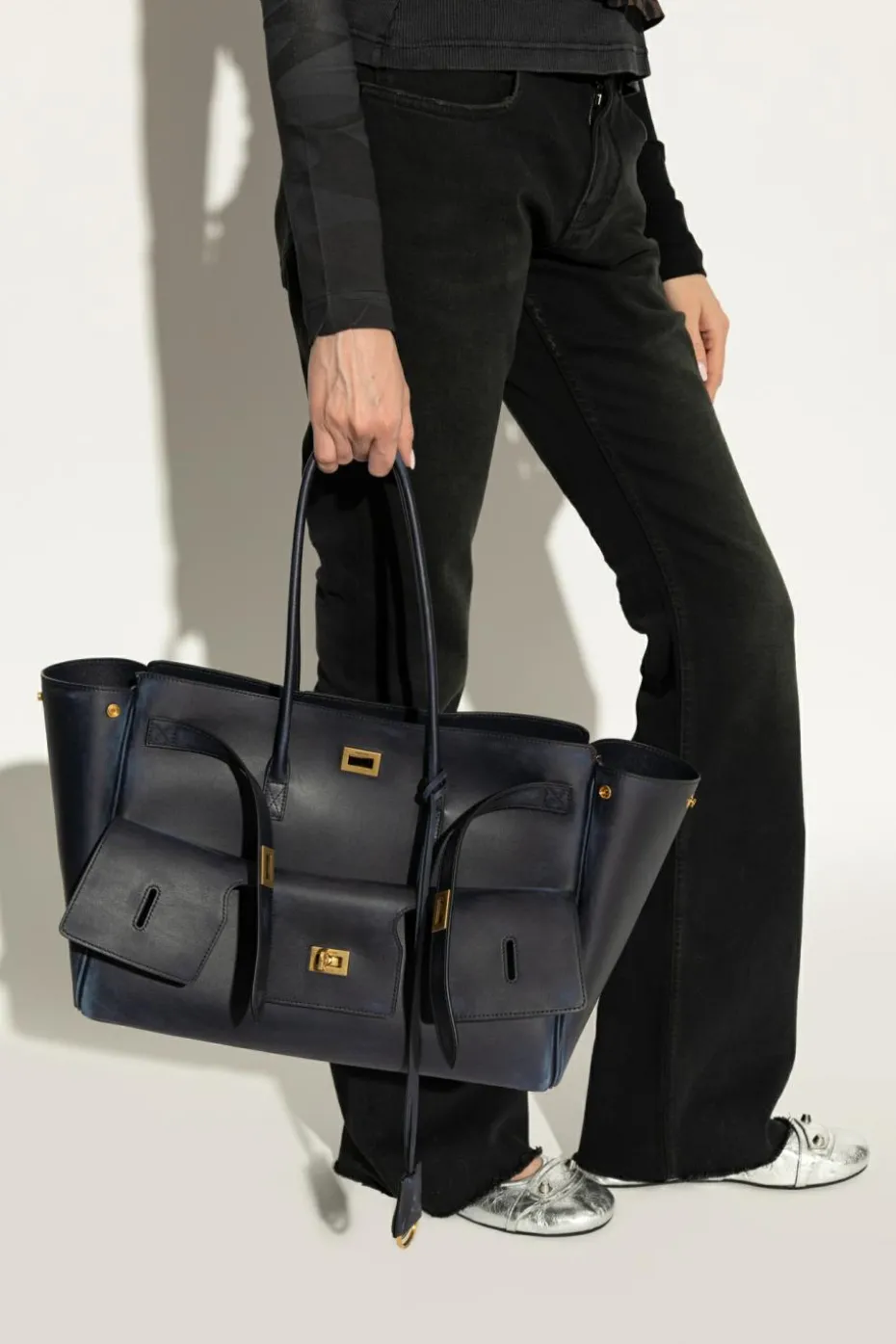 Balenciaga NAVY BLUE Shoulder bag "Bel Air Medium"