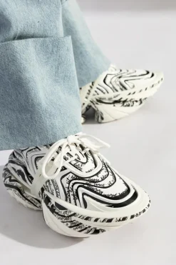 Balmain WHITE Sneakers Unicorn Wave