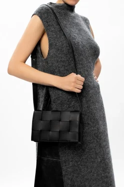 Bottega Veneta BLACK ‘Cassette’ shoulder bag
