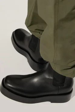 Bottega Veneta BLACK Chelsea Boots Torino