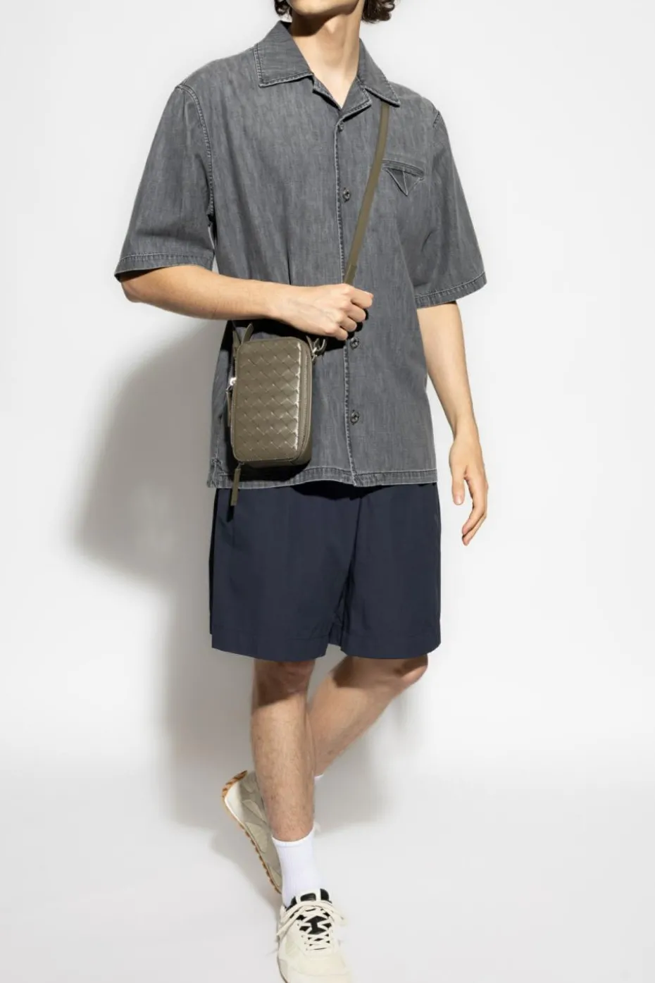 Bottega Veneta NAVY BLUE Pleated shorts
