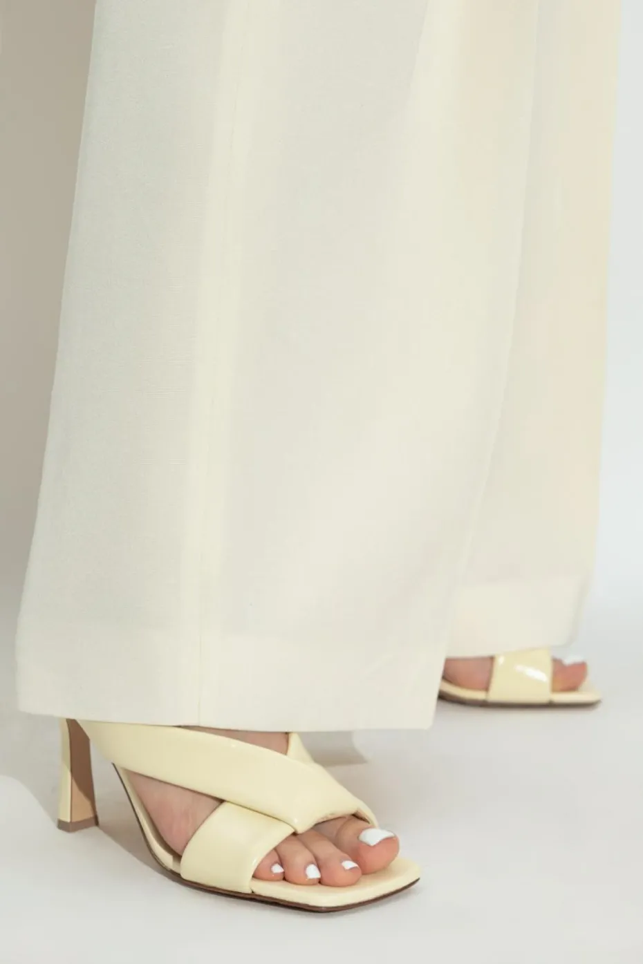 Bottega Veneta YELLOW Leather heeled mules ‘Riva’