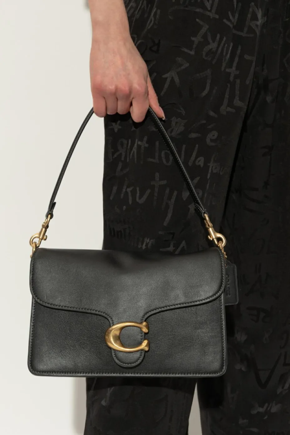 Coach BLACK Shoulder Bag Tabby 26