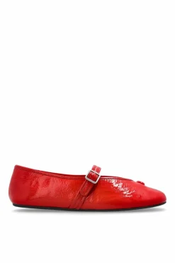 Coach RED Ballet flats with a logo-shaped appliquƩ.