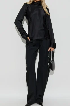 Courrèges BLACK Top with a stand-up collar