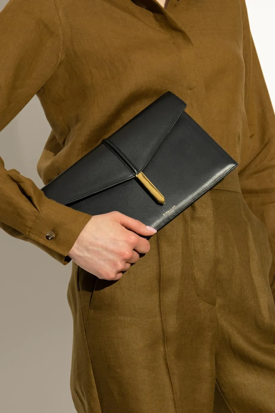 DeMellier BLACK Clutch "Tokyo"