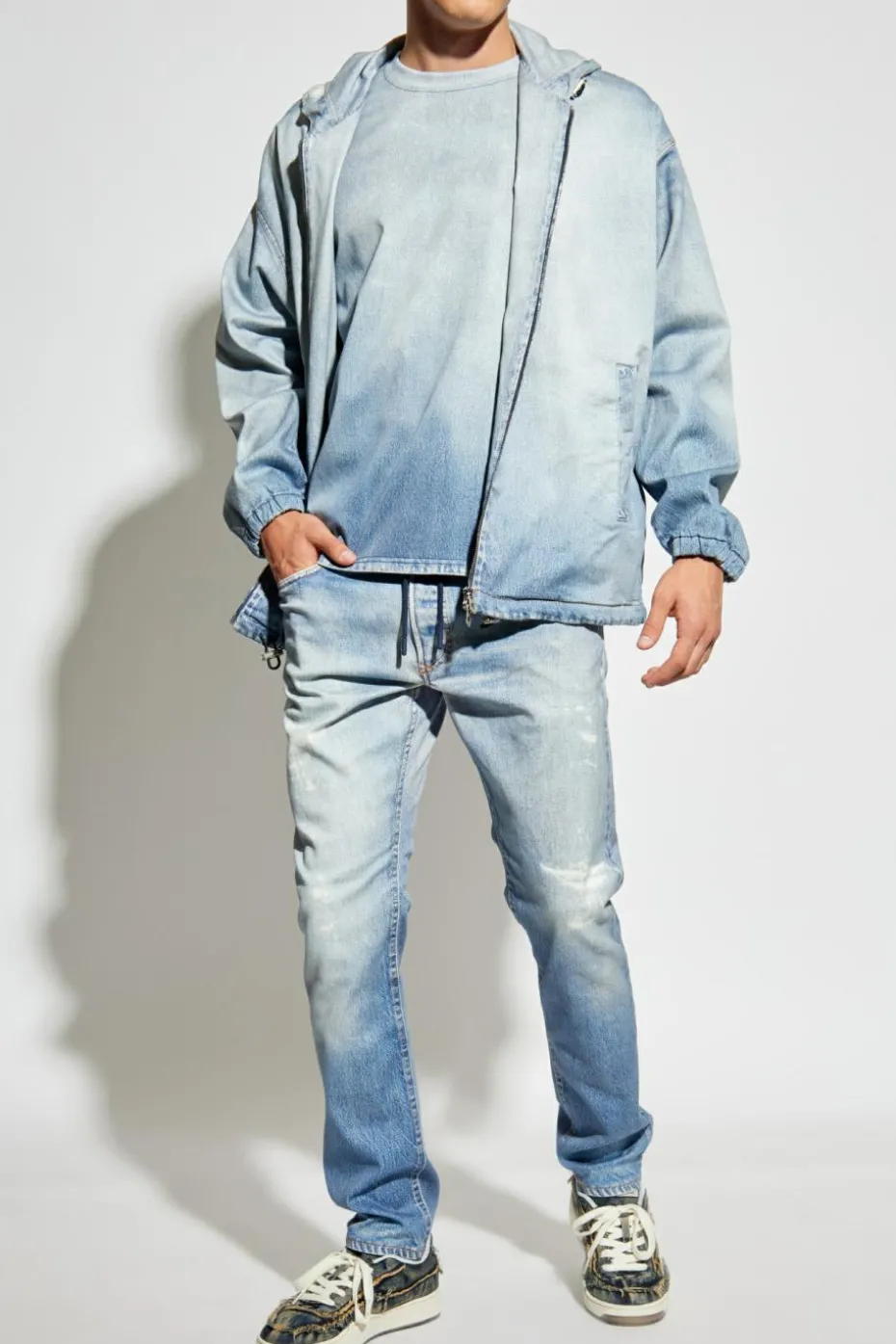 Diesel light blue Denim jacket `D-WYNNY JOGG`