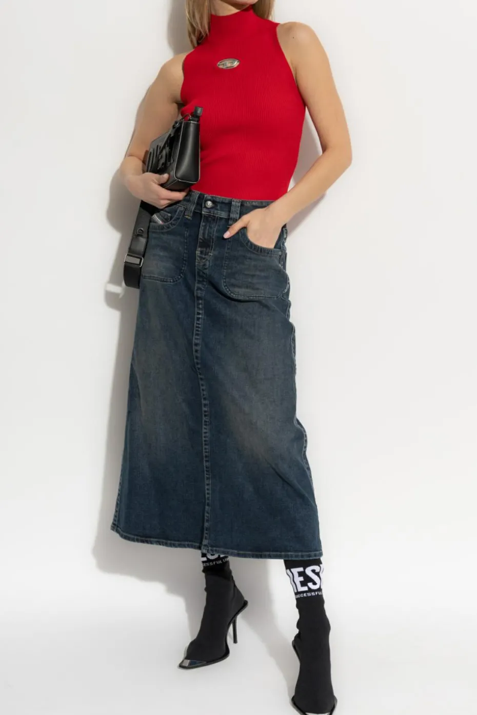 Diesel RED Top with logo M-ONERVAX-TOP