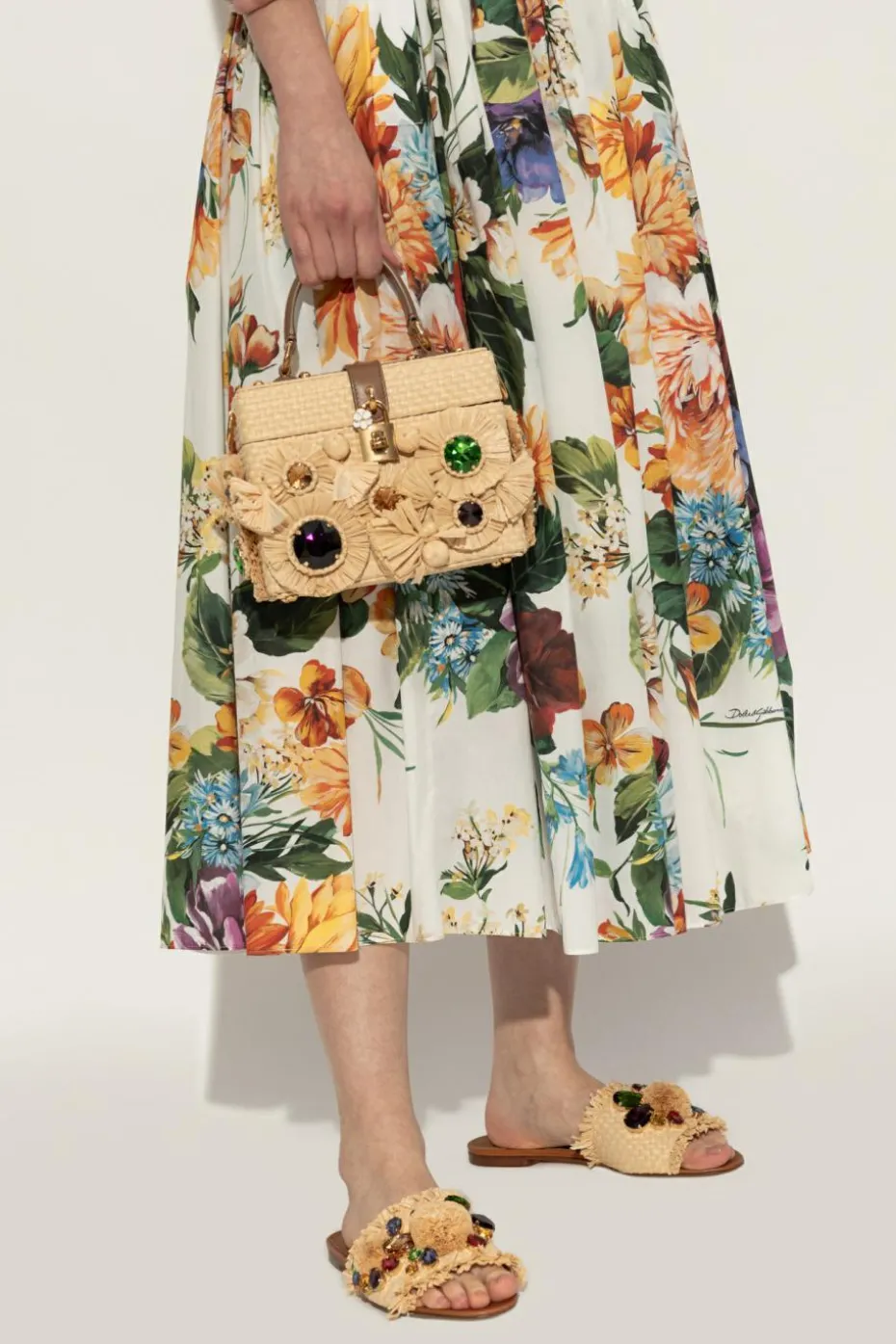 Dolce & Gabbana beige Handbag with shimmering appliqués