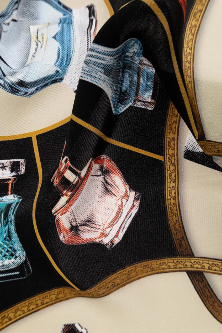 Dolce & Gabbana MULTICOLOUR Silk scarf with print