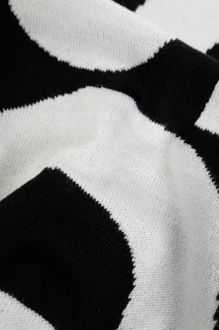 Dsquared2 BLACK Scarf with logo