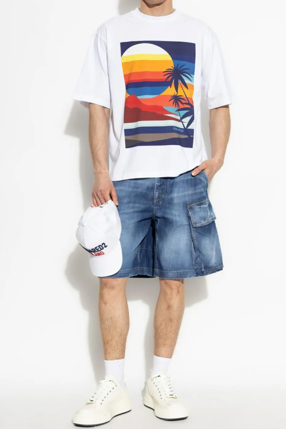 Dsquared2 BLUE Denim shorts capsule "Summer Lovers"