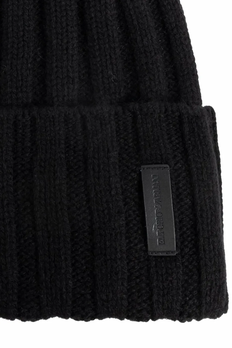 Emporio Armani BLACK Cashmere hat