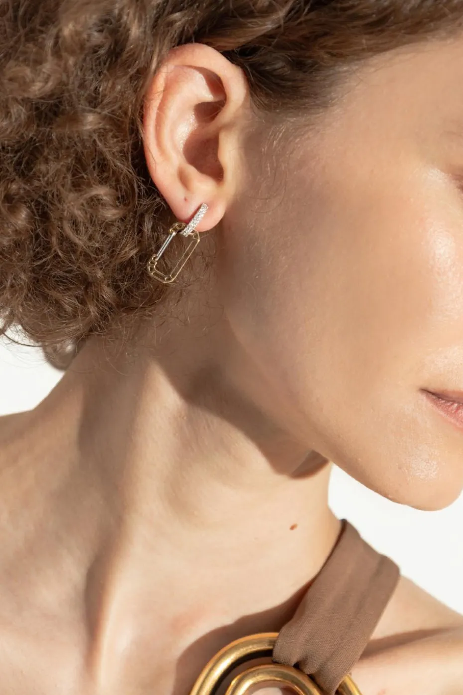 EÉRA GOLD Single earring "Anima Small"