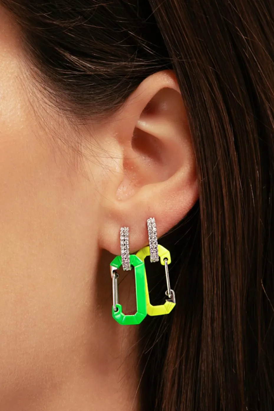 EÉRA neon Single earring "Chiara Small"