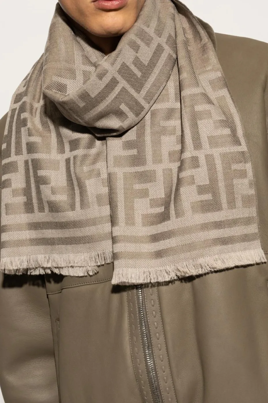 Fendi beige Woolen scarf