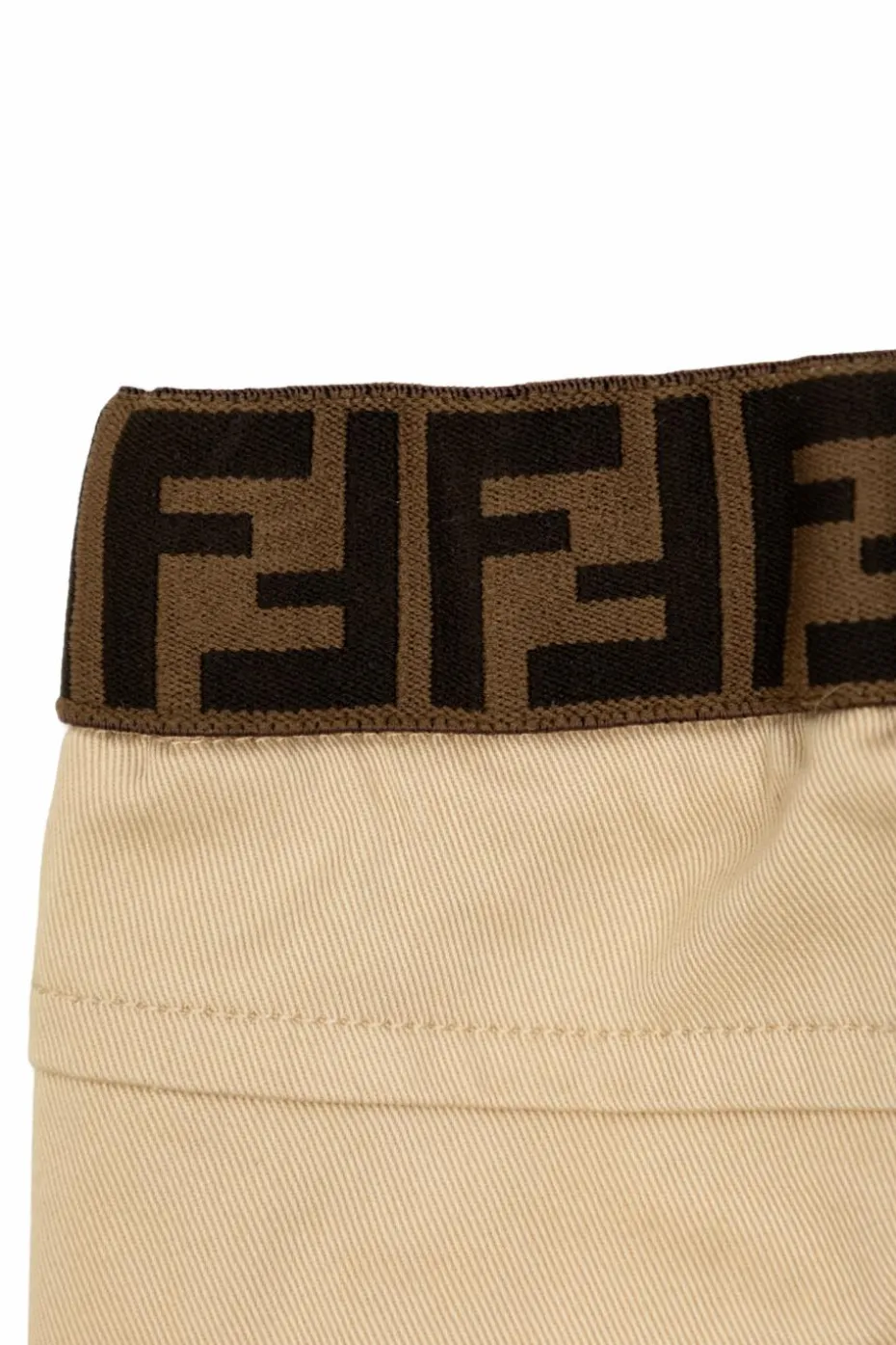 Fendi Kids beige Ruffle shorts