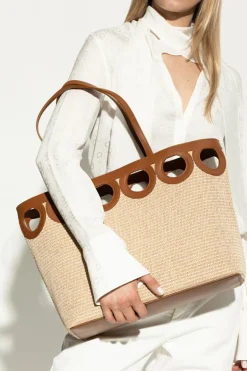 FERRAGAMO beige 'Gancio Medium' shopper bag