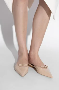 FERRAGAMO beige Leather sandals Giulye
