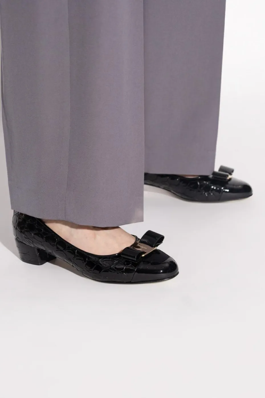 FERRAGAMO BLACK Heeled shoes "Vara"