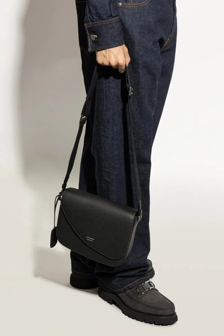 FERRAGAMO BLACK Shoulder bag