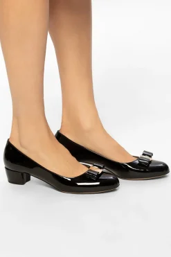 FERRAGAMO BLACK 'Vara' Pumps