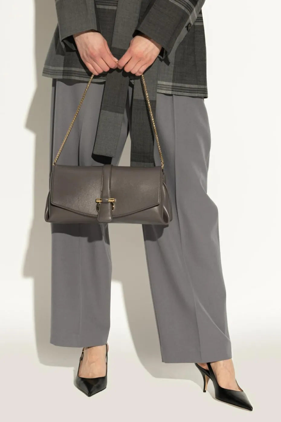 FERRAGAMO BROWN Leather shoulder bag