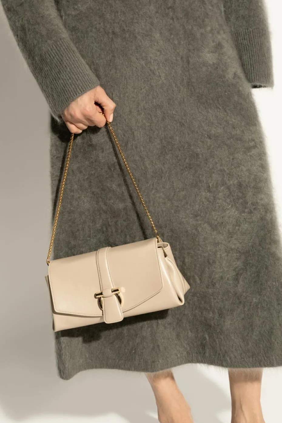 FERRAGAMO cream Leather shoulder bag