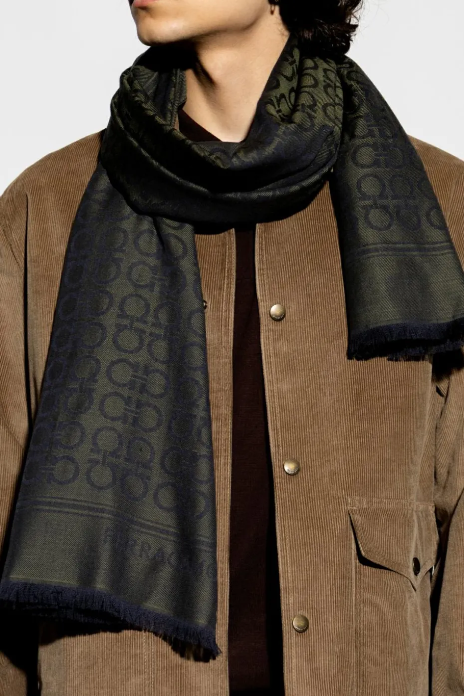 FERRAGAMO GREEN Scarf with monogram