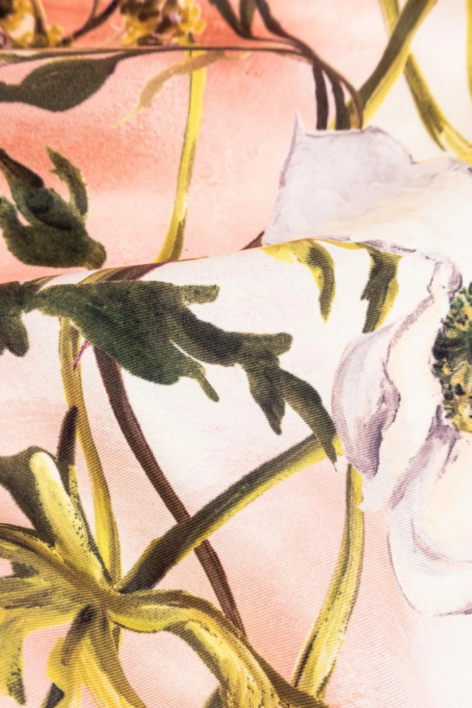 FERRAGAMO MULTICOLOUR Silk scarf with floral motif