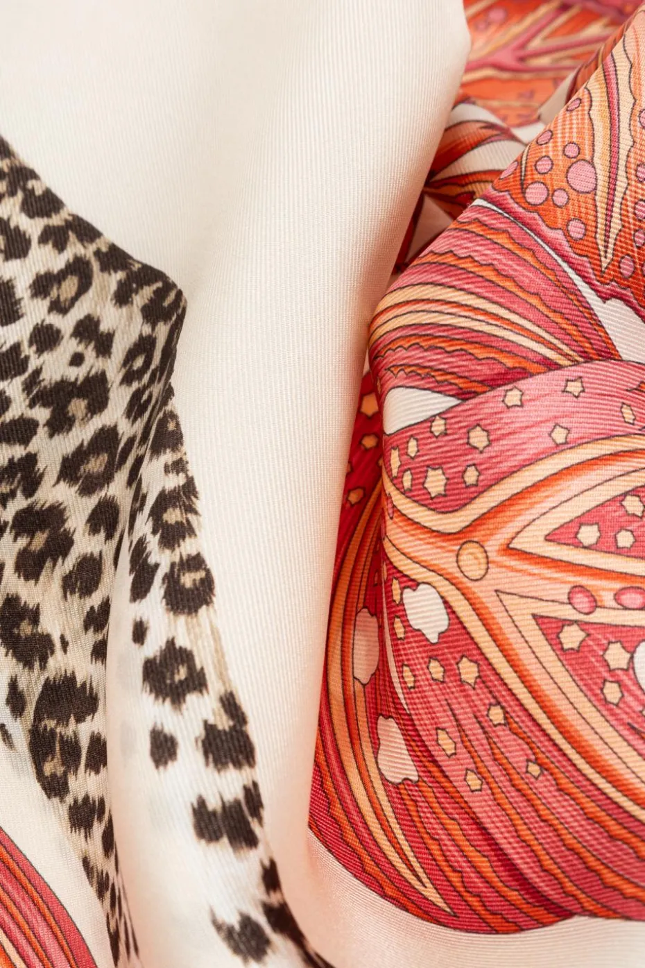 FERRAGAMO MULTICOLOUR Silk scarf with print