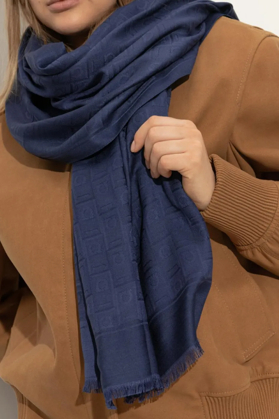 FERRAGAMO NAVY BLUE Scarf with monogram