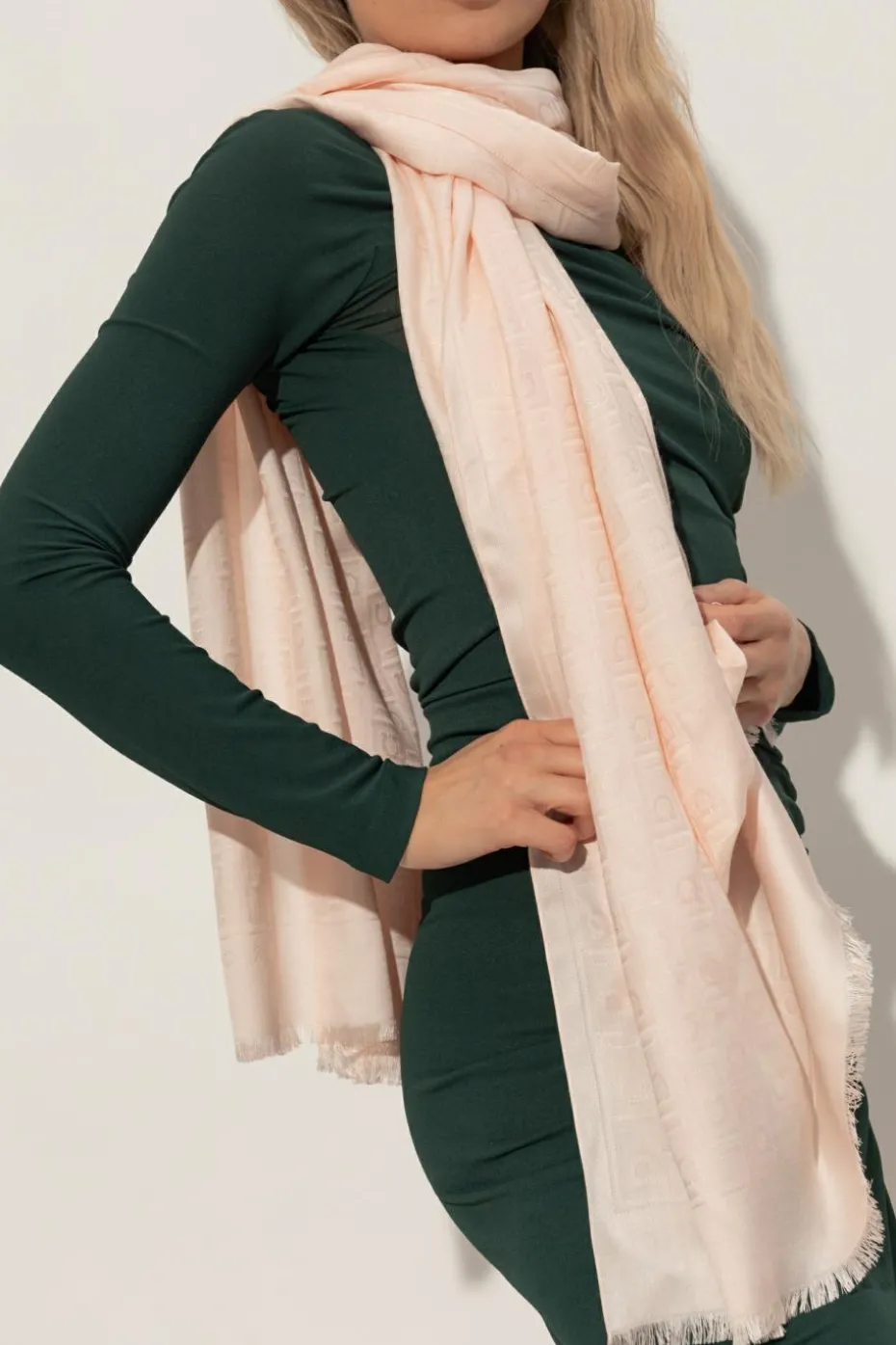 FERRAGAMO PINK Scarf with monogram